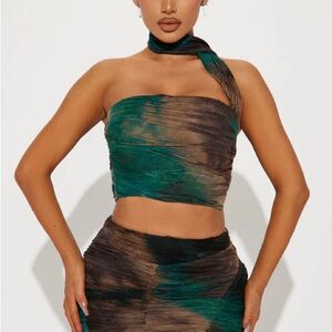 Fashion Nova Green and Brown Wrap Tube Top